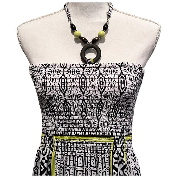 NWOT Maxi Dress Size L Black, White & Lime Green Beaded Neck Ties Smocked - Picture 3 of 5